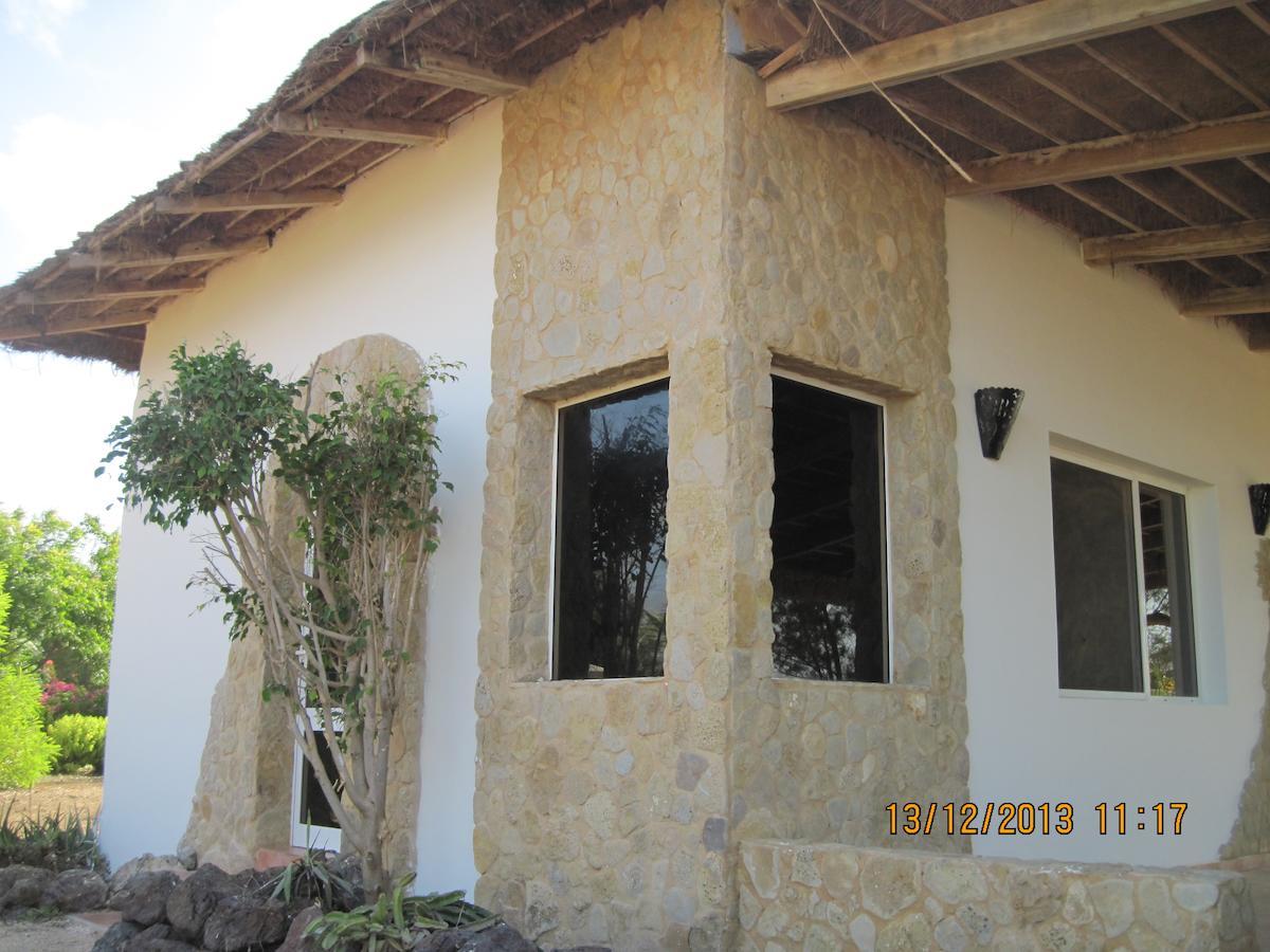 Hôtel Terre d'Afrique à Popenguine Chambre photo