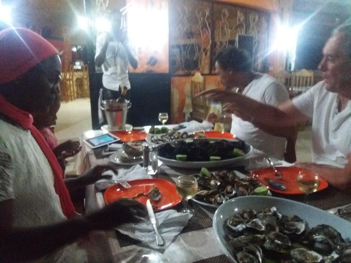 Hôtel Terre d'Afrique à Popenguine Extérieur photo